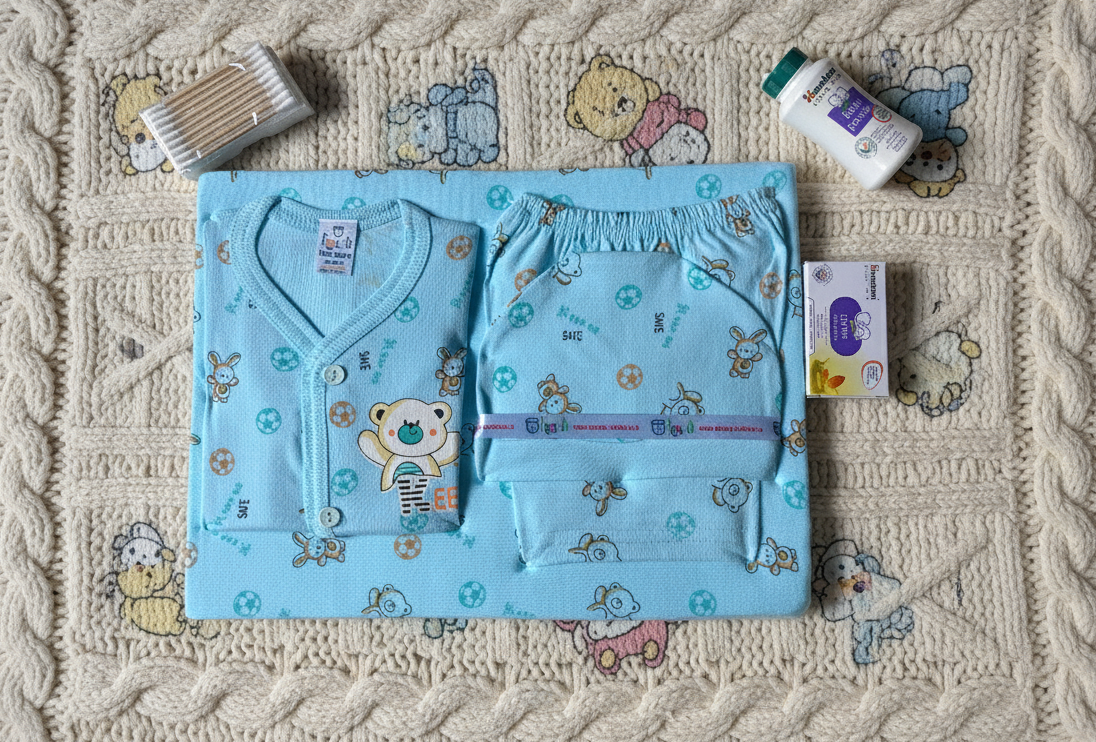 SnuggleCub Newborn Gift Set – Blue Edition